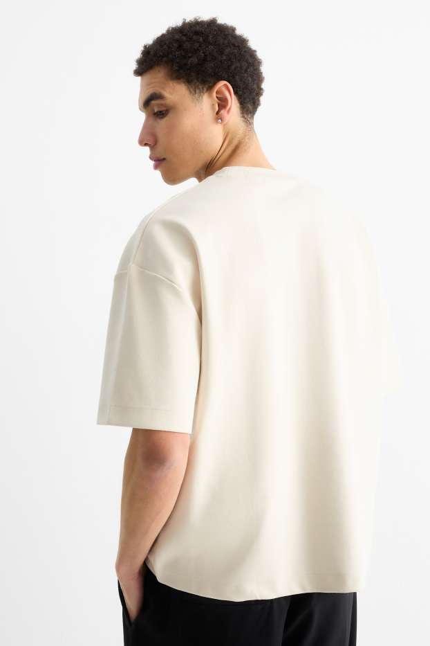 Uomo - T-shirt - oversize - bianco crema