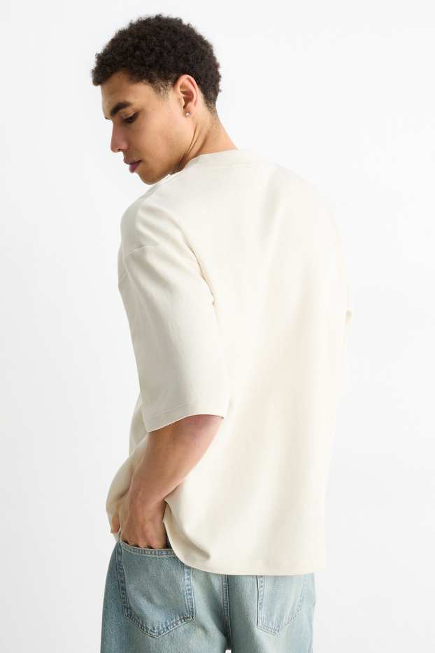 Uomo - T-shirt - oversize - bianco crema