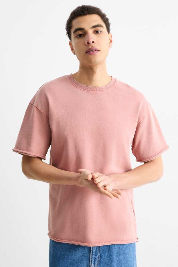 Men - T-shirt - relaxed fit - light red