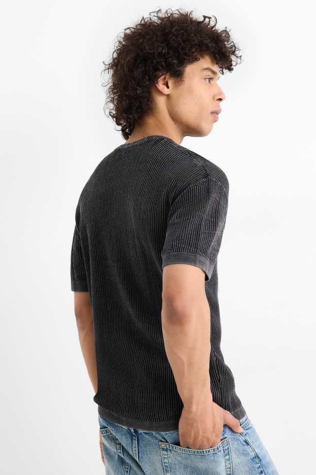Men - Knitted jumper - short sleeve - ribbed - black