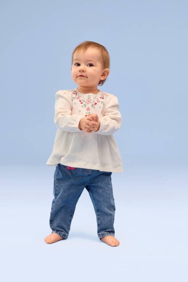 Baby Girls - Cherry - crocheted baby jeans - blue denim
