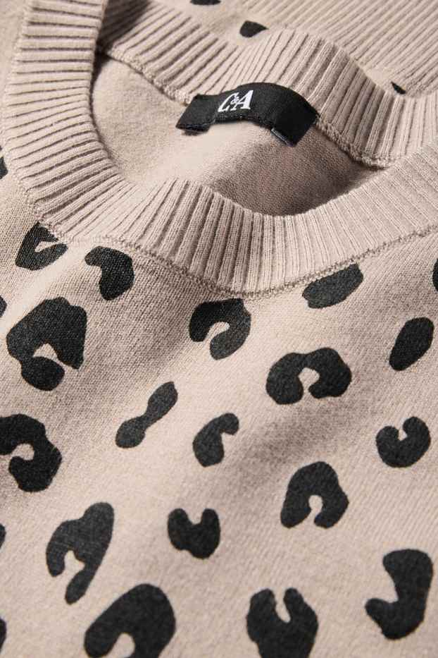 Women - Knitted jumper - short sleeve - leopard print - black / beige
