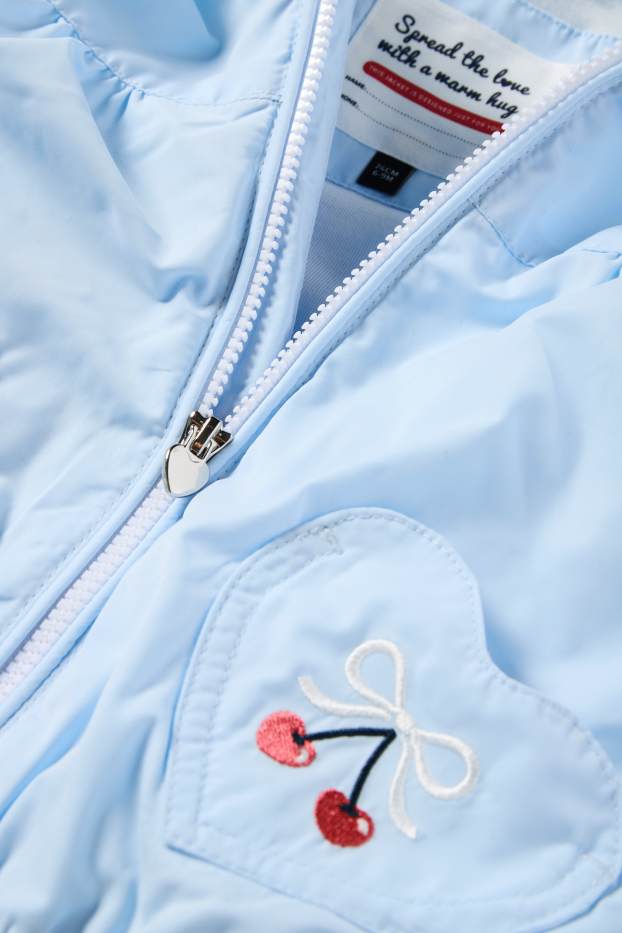 Baby Mädchen - Kirsche und Schleife - Baby-Jacke mit Kapuze - hellblau