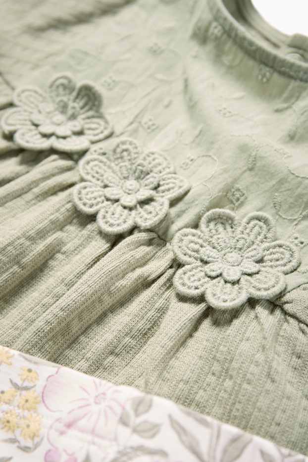 Baby Girls - Floral - crocheted baby outfit - 3 piece - green