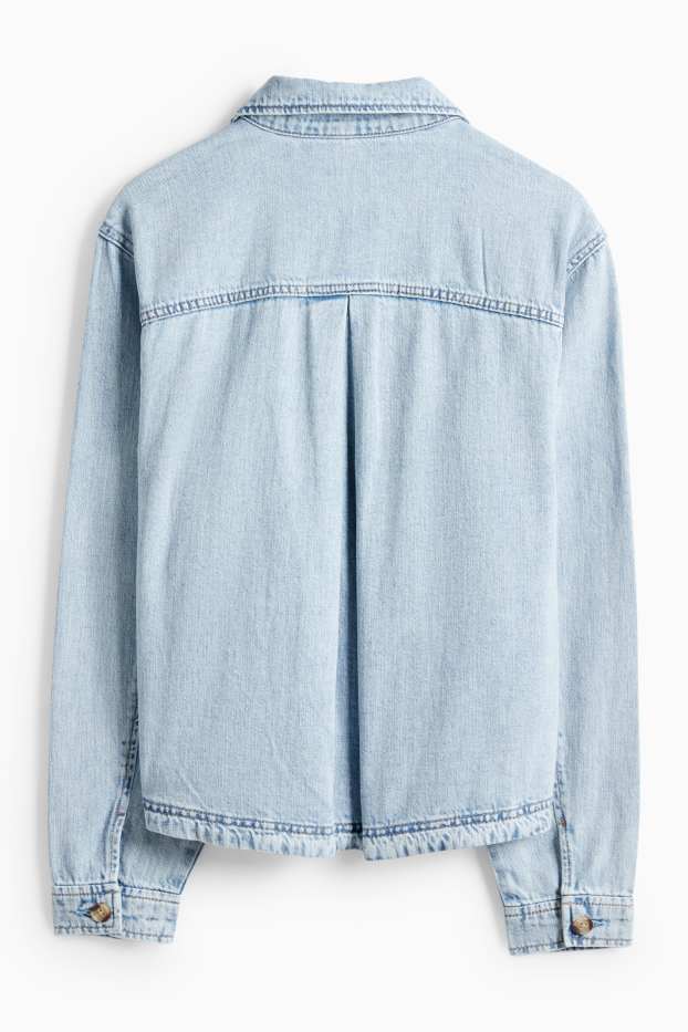 Women - Denim shacket - light blue