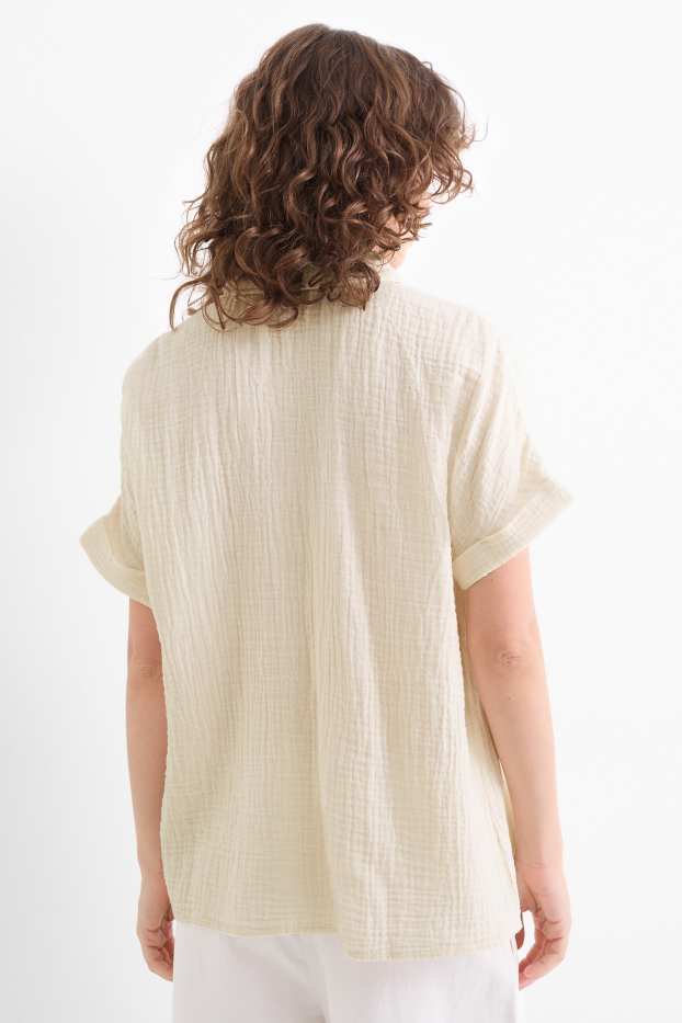 Femei - Bluză din muselină - crem
