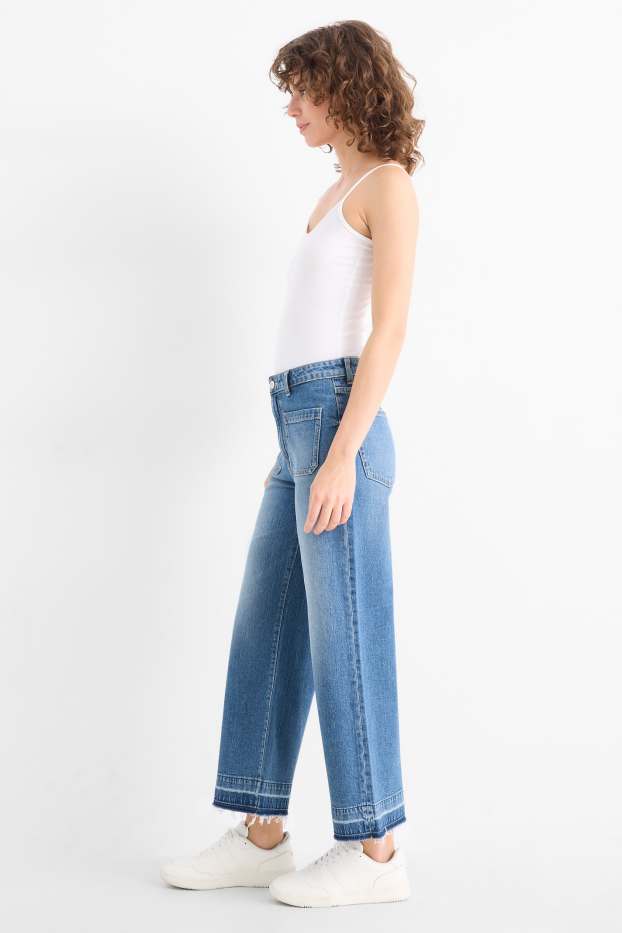 Women - Wide leg jeans - mid-rise waist - blue denim