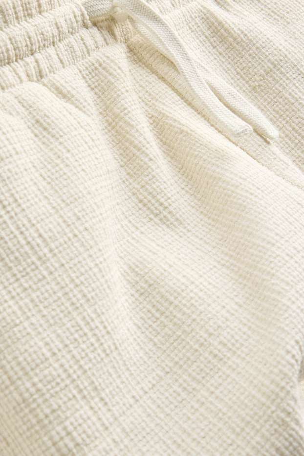 Herren - Sweatshorts - strukturiert - cremeweiß