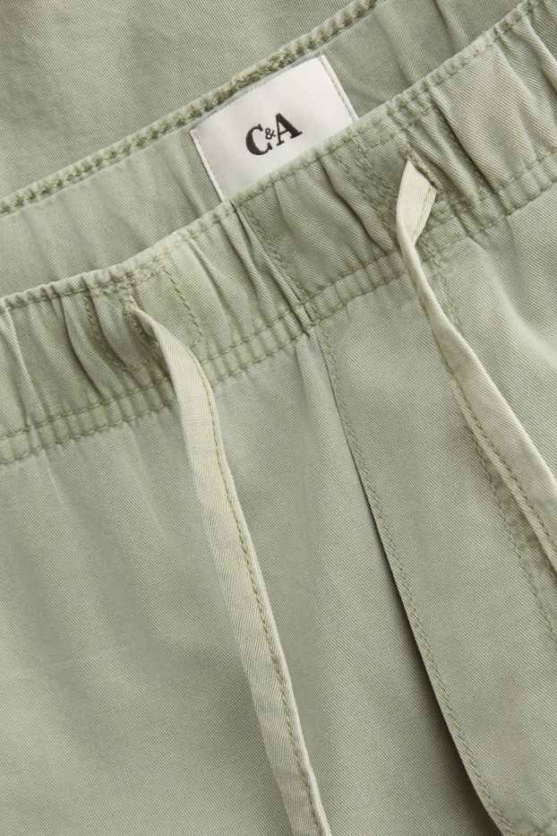 Uomo - Shorts cargo - verde