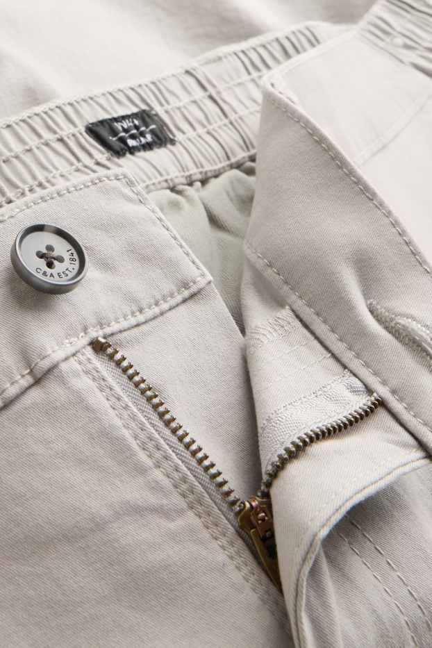 Bărbați - Pantaloni scurți - crem