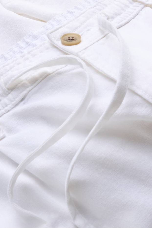 Men - Shorts - linen blend - white