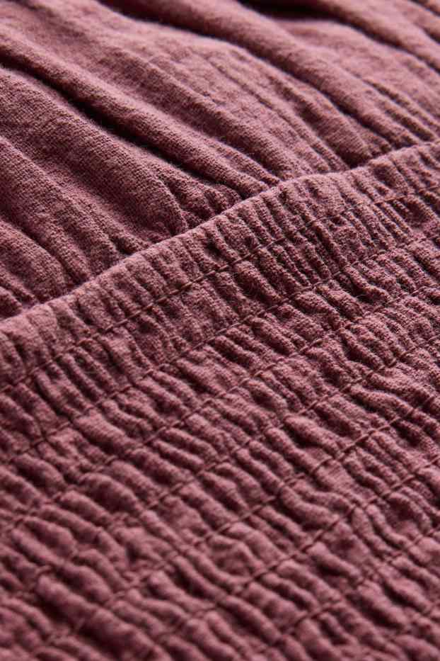 Dona - Brusa - bordeus