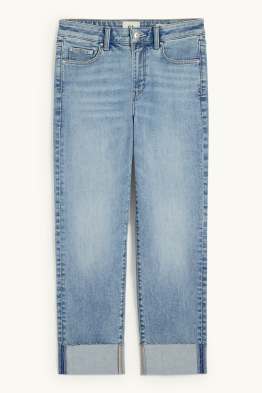 Crop Straight Jeans - Mid Waist - LYCRA®