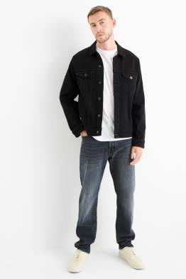 Regular Jeans mit Knopfleiste