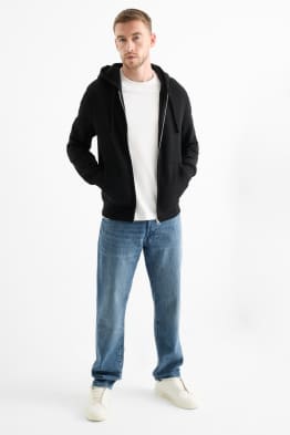 Regular Jeans mit Knopfleiste