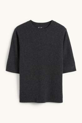 Pletený kašmírový svetr - s krátkým rukávem