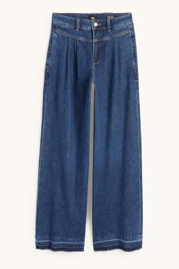 Wide Leg Jeans - Mid Waist