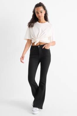 Flared Jeans - Mid Waist