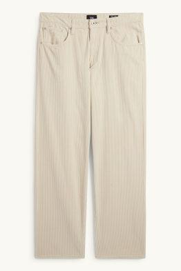 Sztruksowe spodnie - Relaxed Fit