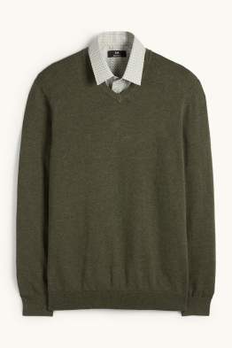 Set - Pullover mit V-Ausschnitt und Businesshemd - 2 teilig