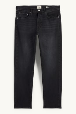 Regular Jeans mit Knopfleiste