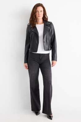 Wide Leg Jeans - High Waist