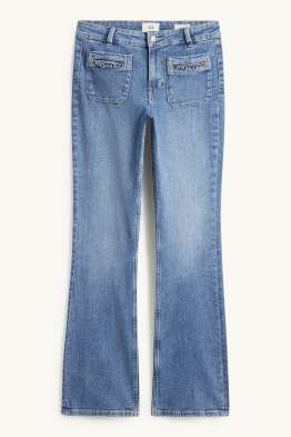 Bootcut Jeans - Mid Waist