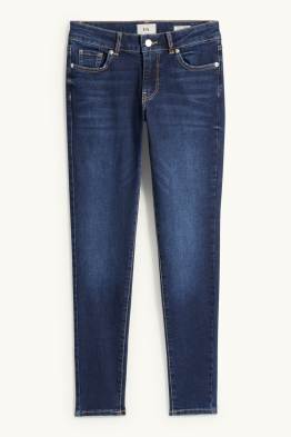 Skinny Jeans - Low Waist - LYCRA®