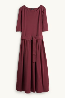 Fit & Flare Kleid mit Gürtel