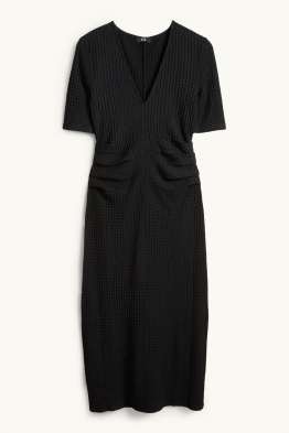 Kleid mit V-Ausschnitt - Straight Fit - strukturiert