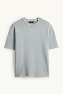 T-Shirt - Relaxed Fit