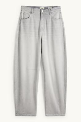 Balloon Jeans - Mid Waist