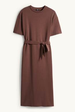T-Shirt-Kleid mit Gürtel