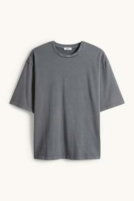 T-shirt - oversized