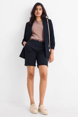 Bermudas mit Gürtel - Mid Waist