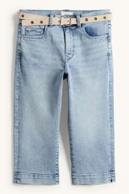 Capri Jeans mit Gürtel - Mid Waist - Slim Fit