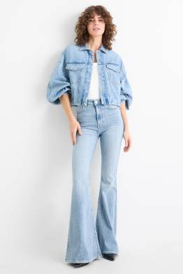 Flared Jeans - High Waist