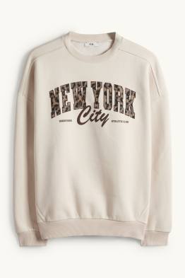 Oversized sweatshirt