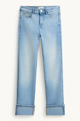 Crop Straight Jeans - Mid Waist - LYCRA®