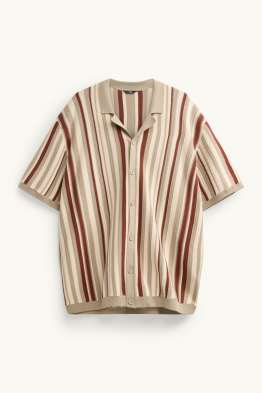 Dzianinowa koszula - regular fit - kołnierz rewersowy - w paski