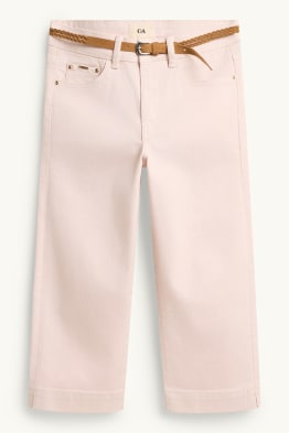 Capri Jeans mit Gürtel - Mid Waist - Slim Fit