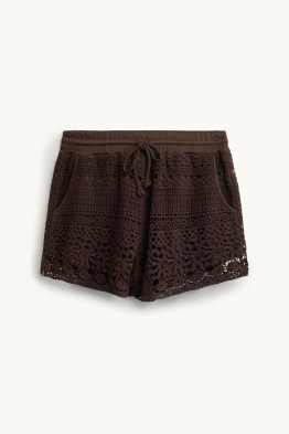 Strick-Shorts