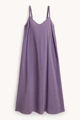 Robe évasée avec encolure en V