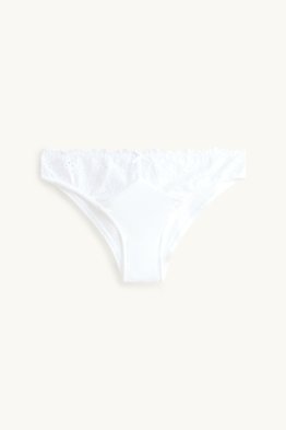 Chiloți model brazilian - broderie englezească