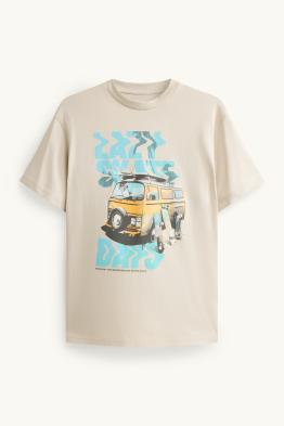 Van und Skateboard - Kurzarmshirt