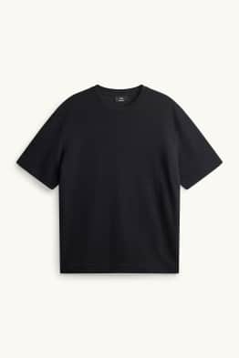 T-Shirt - Relaxed Fit - gerippt