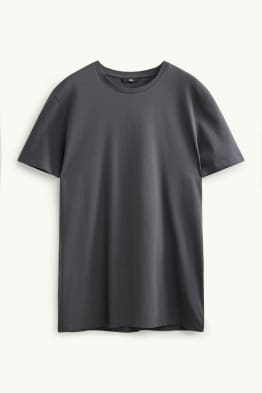 T-shirt - slim fit