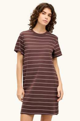 Tričkové šaty - pruhované