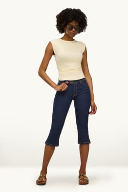 Capri Jeans - Low Waist 