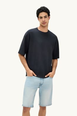 T-Shirt - Oversized - strukturiert